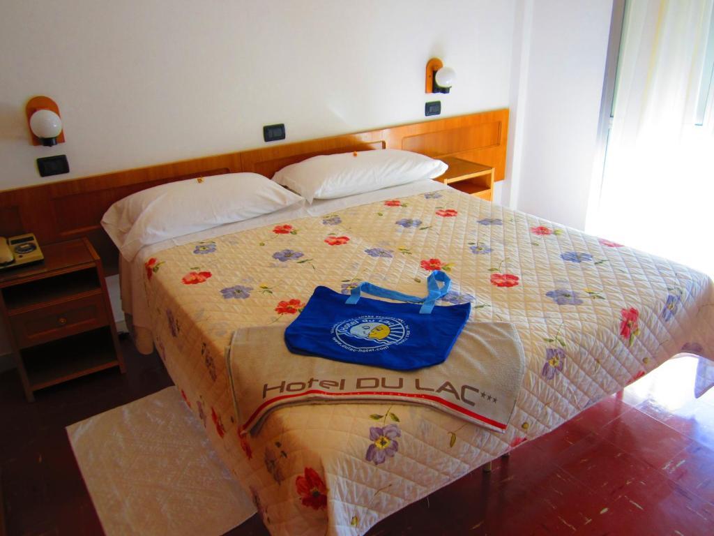 Hotel Du Lac Римини Экстерьер фото